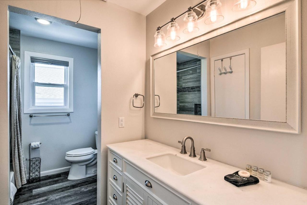 Sea Isle Galveston Getaway Less Than 1 Mile To Beach! 외부 사진